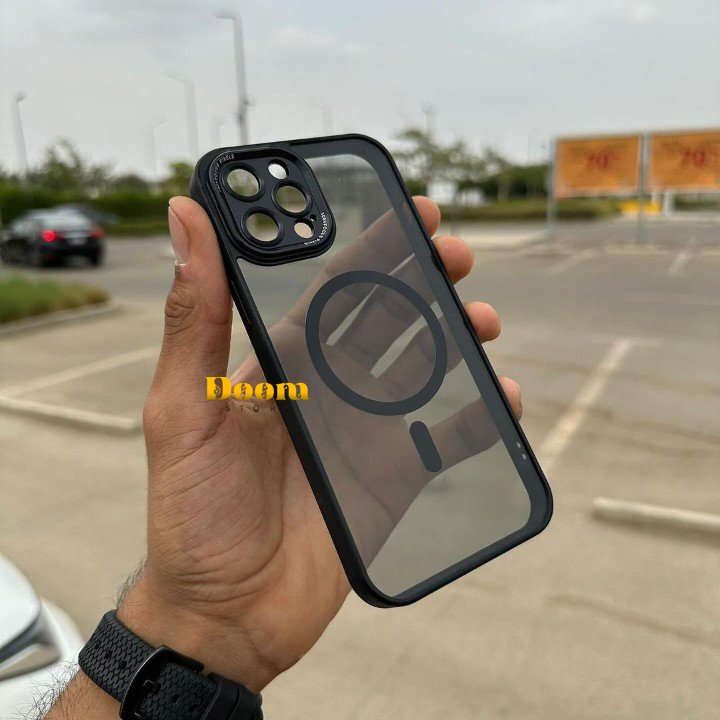 Magsafe transparent case with colored frame and camera coverage
