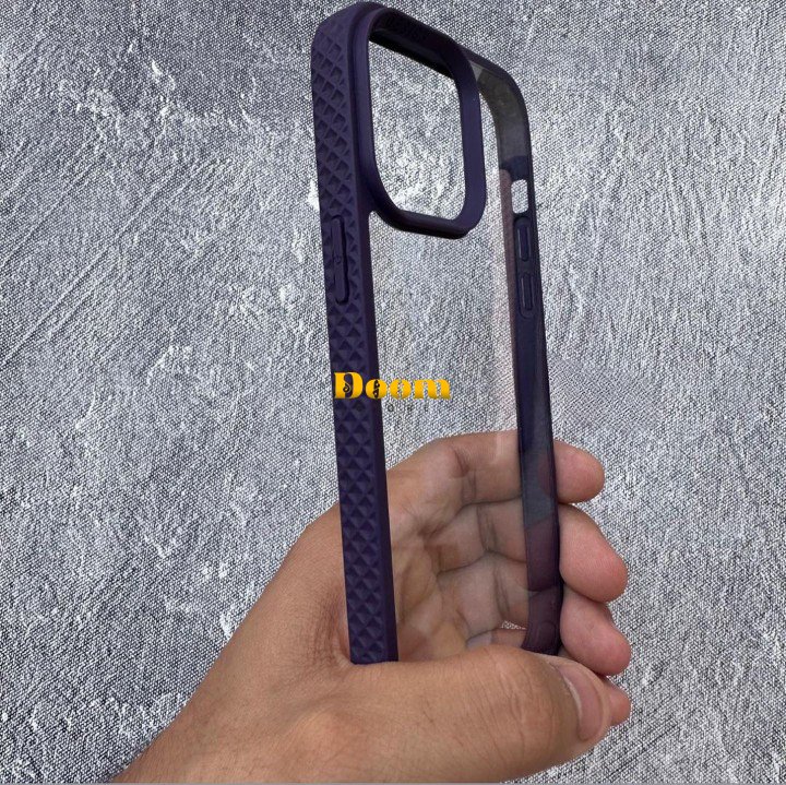 New iphone case with textured sides and transparent back