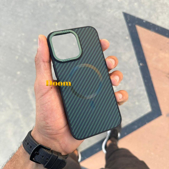 MagSafe carbonic case with metal camera frame