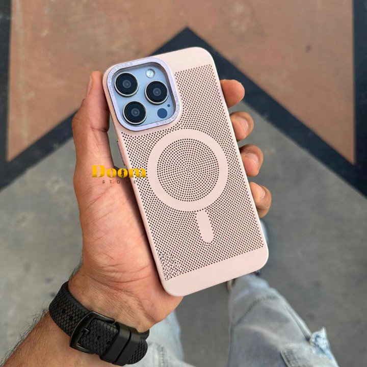 Trendy dotted Magsafe iPhone case in new colors