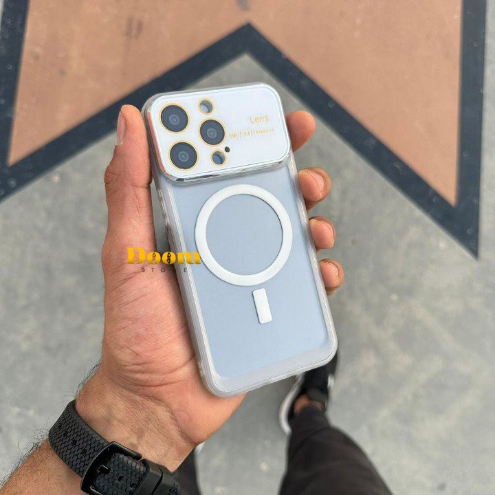 MagSafe transparent case with camera protection in multiple colors