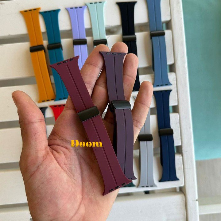 Rubber watch band with magnatic lock