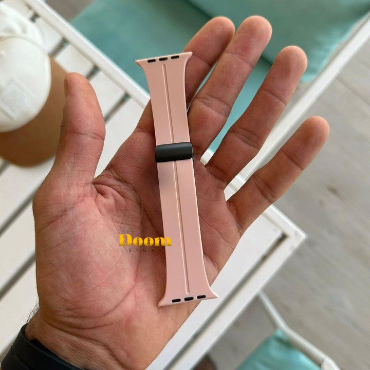 Rubber watch band with magnatic lock