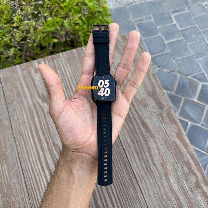Apple watch silicone strap with a new style