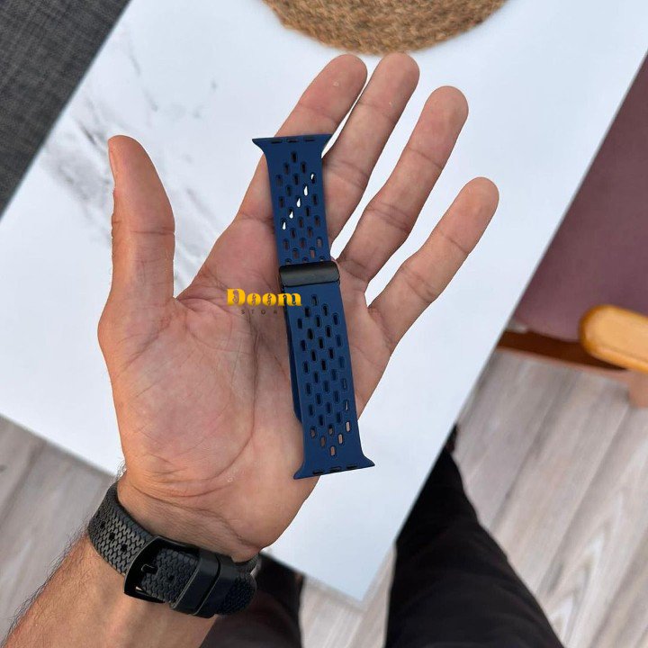 Magnetic silicone apple watch strap