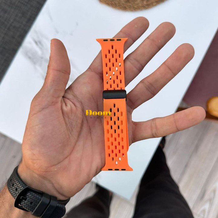 Magnetic silicone apple watch strap