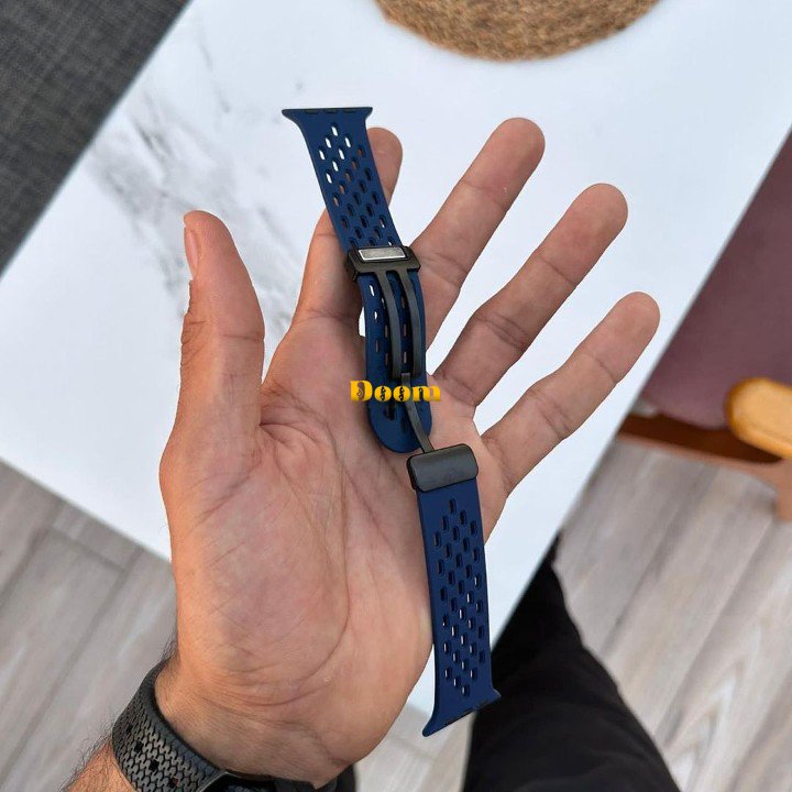 Magnetic silicone apple watch strap