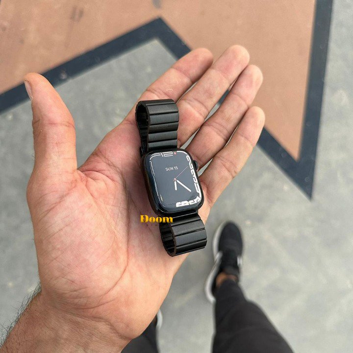 New stainless Apple Watch strap