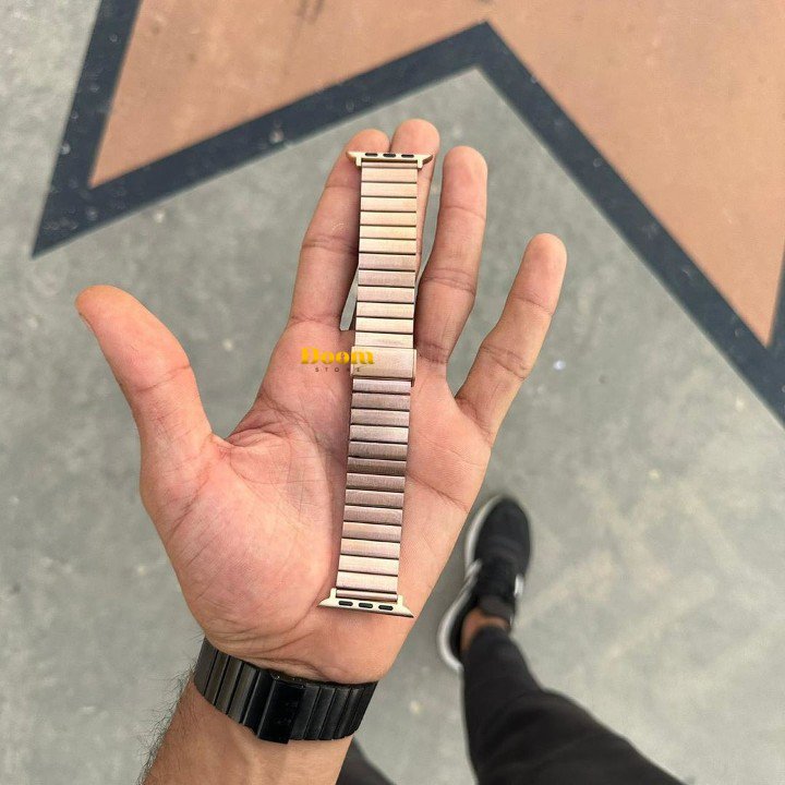 New stainless Apple Watch strap