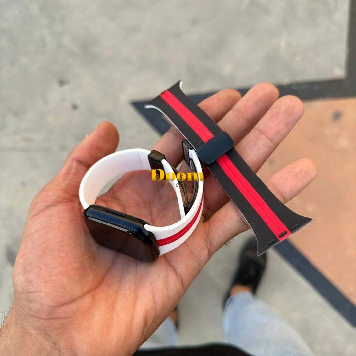 Magnetic silicone Apple watch strap with mixed colors