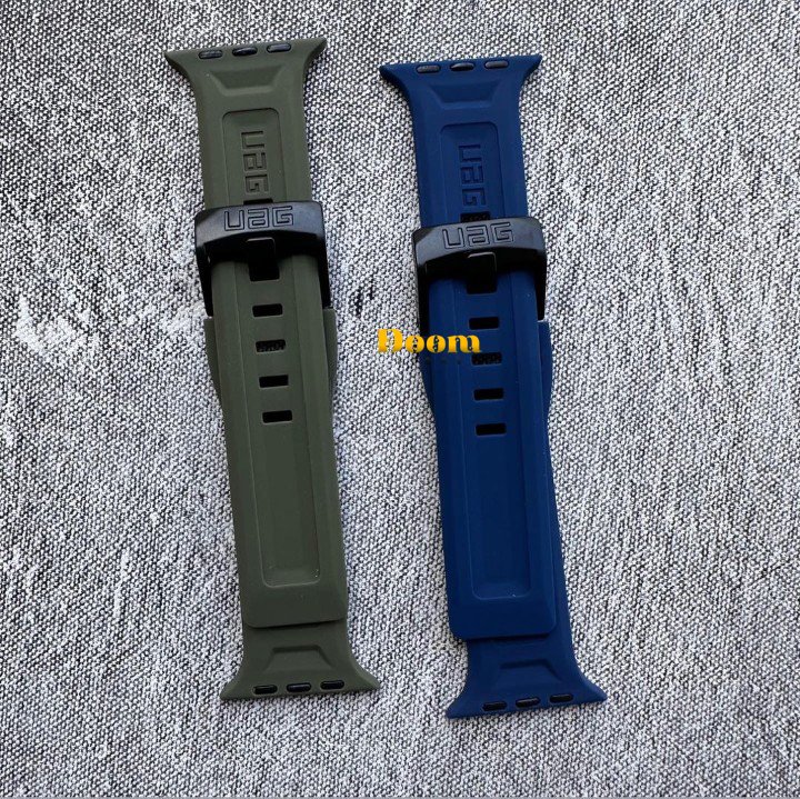 ORIGINAL UAG SILICONE APPLE WATCH STRAP