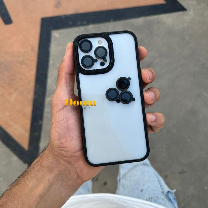Transparent case with coloured frame and matching camera lens 2*1